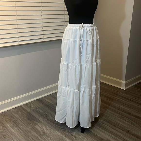 SHEIN Dresses & Skirts - White bracket maxi skirt